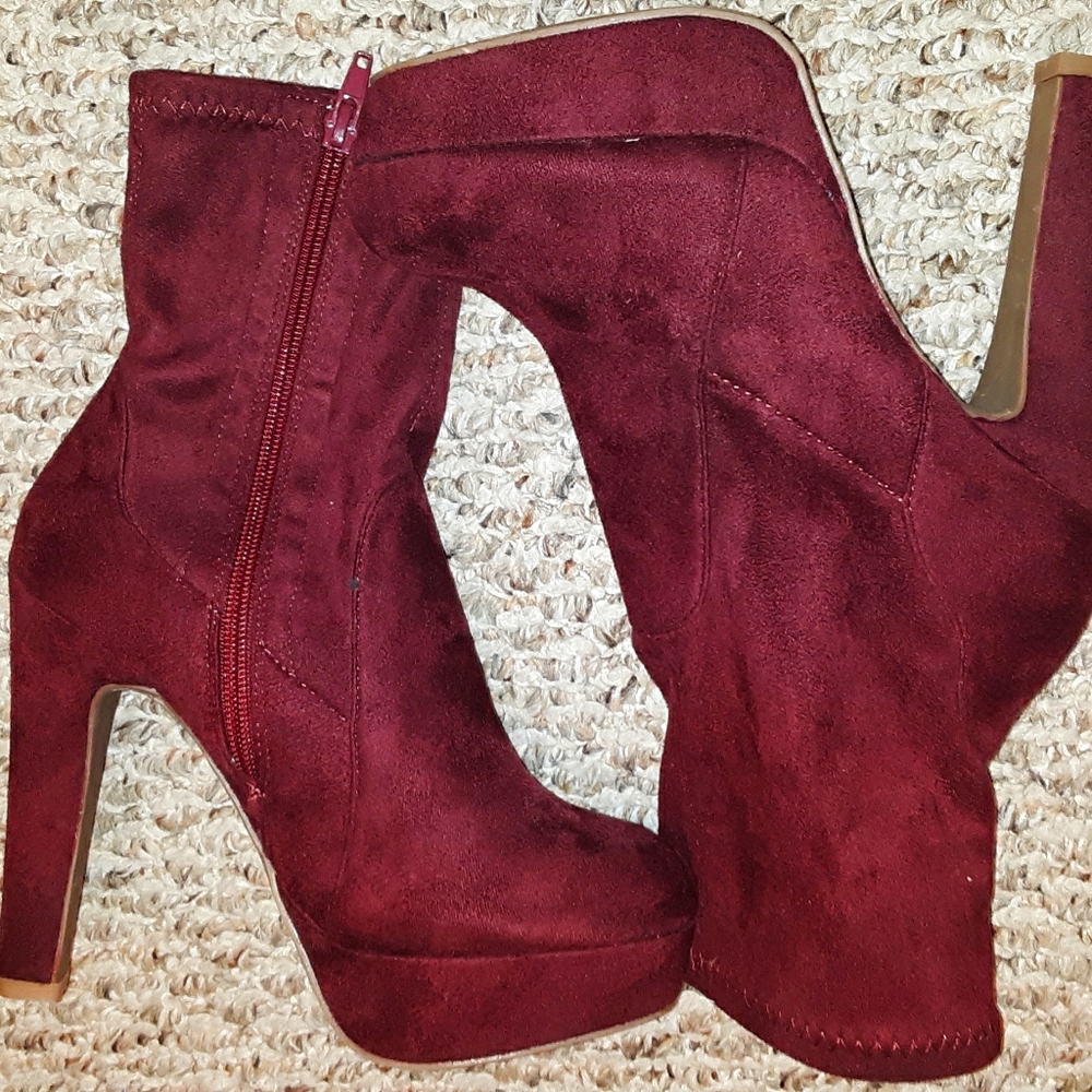 Wild Diva Boots - Picture 3 of 3
